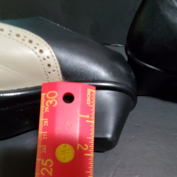 Womens Leather Shoes - Picture 7 of 8